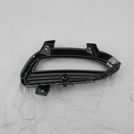 2019-2020 Kia Sorento Genuine OEM Passenger Side Rear Hole Cover - Middle Macro