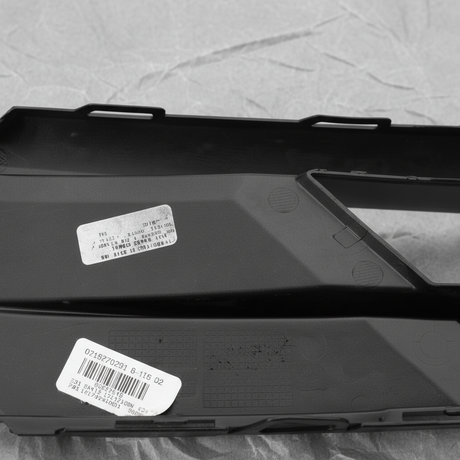 Volkswagen Tiguan Bumper Trim Bottom Detail 2