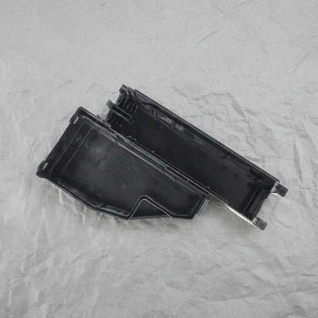 2015-2020 Nissan Murano Genuine OEM Fuse & Relay Box Upper Cover - Full View 2