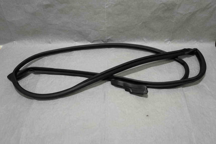 2020-2026 Chrysler Pacifica Voyager Driver Front Door Weather Strip OEM