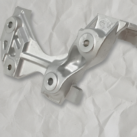 2009-2019 Nissan Versa Versa Note Micra Alternator Bracket 1.6L OEM - Middle Detail