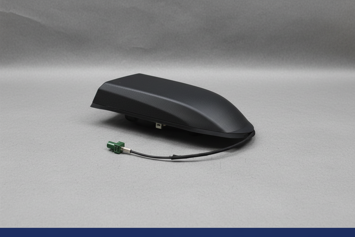 Ford Super Duty passenger side roof antenna rotated view