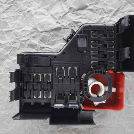 2018-2024 Buick Chevrolet Enclave Traverse Battery Fuse Breaker Block 3.6L OEM