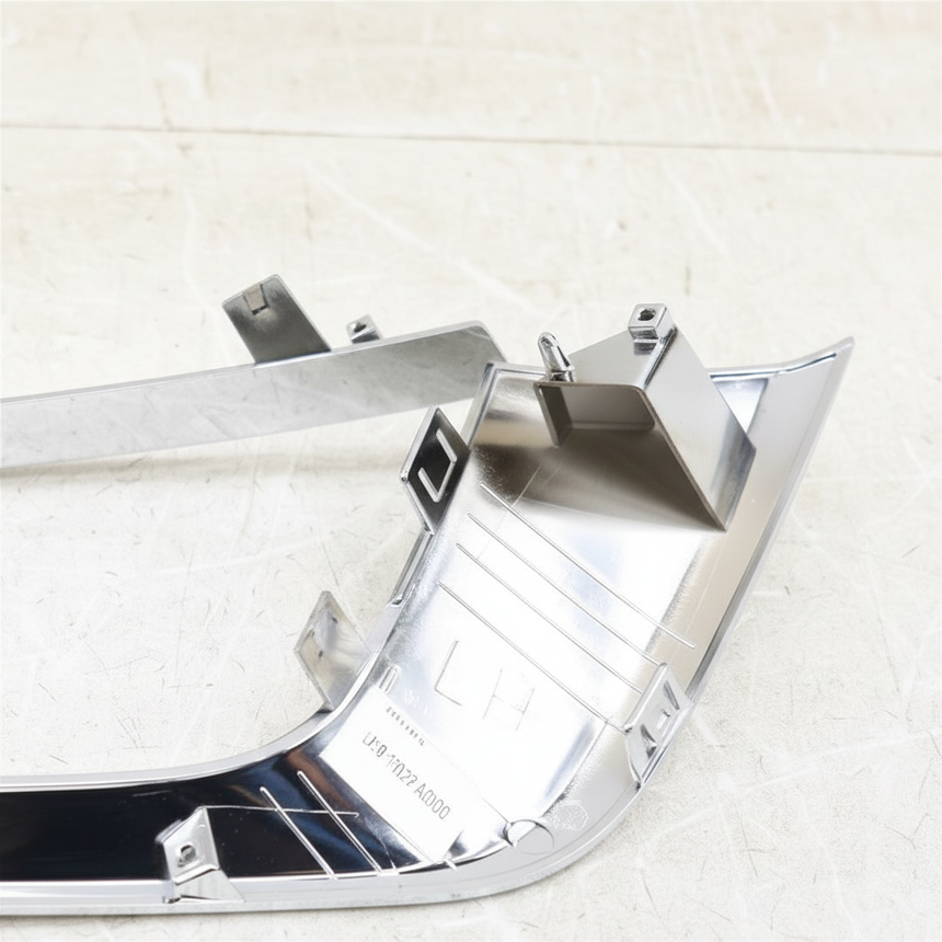 2021-23 Lincoln Nautilus Genuine OEM Driver Side Front Bumper Fog Lamp Bezel Macro Crop 2
