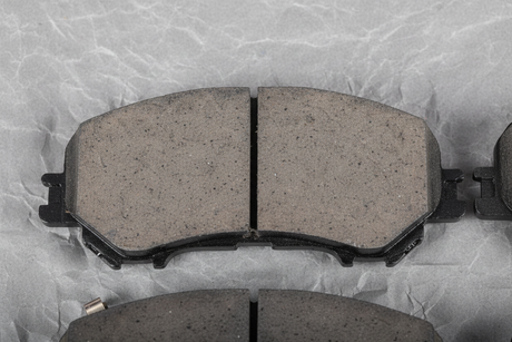 2014-2021 Nissan Rogue Rogue Sport Qashqai Front Brake Pad Set OEM