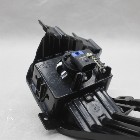 2020-2022 Ford F-250 F-350 F-450 Genuine OEM Passenger Halogen Fog Lamp - Middle Macro