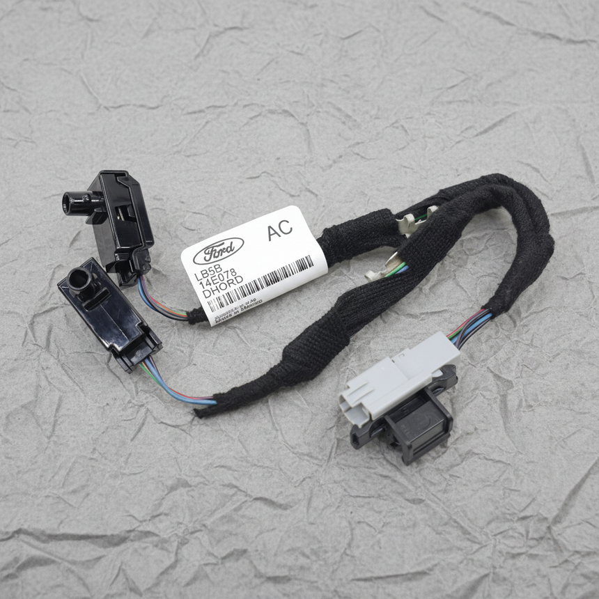 2020-2024 Ford Explorer Genuine OEM Interior Lighting Wiring Jumper - Full View