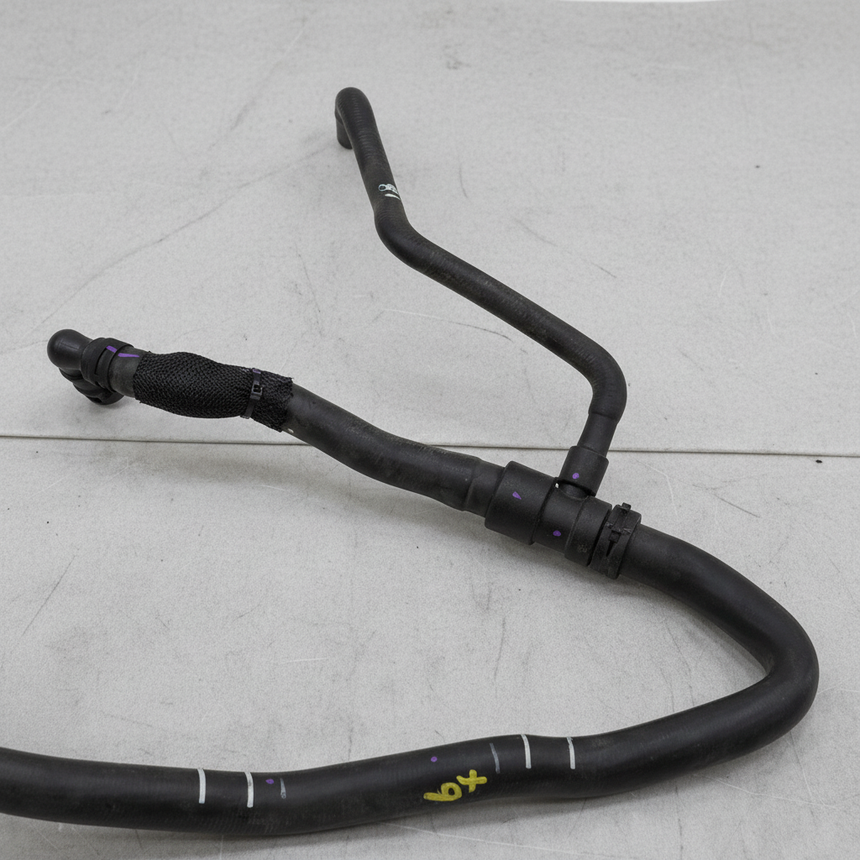 2014-2020 Ford Fusion 1.5L Engine Coolant Outlet Hose OEM - Middle Detail