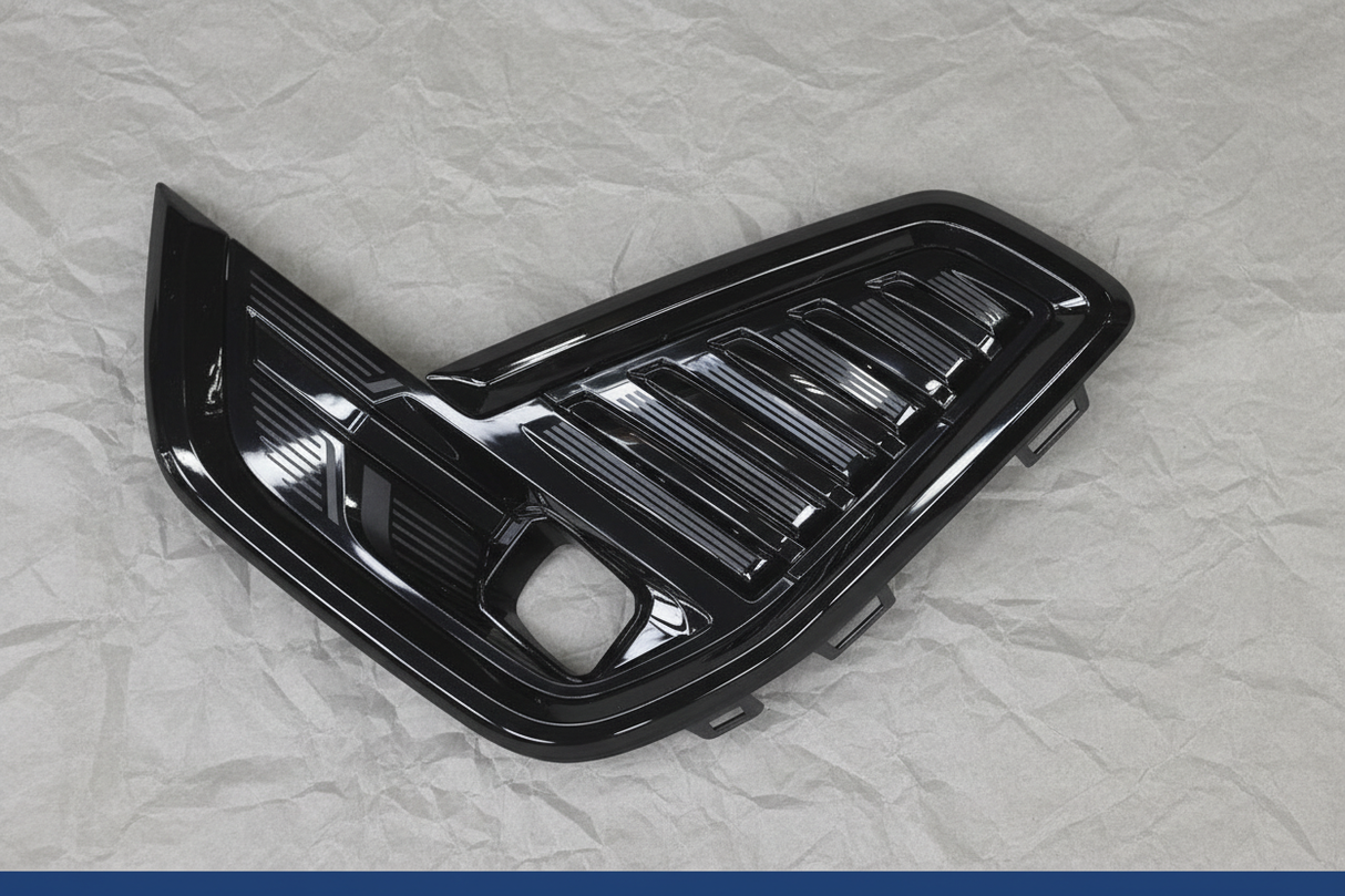 2020-2023 GMC Acadia Passenger Side Fog Lamp Bezel SLE SLT Genuine OEM