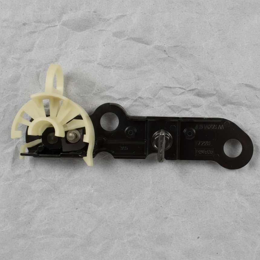 2018-2024 Ford Expedition & Lincoln Navigator OEM Liftgate Glass Handle - Top Detail