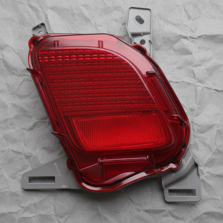 2014-2019 Toyota Highlander Passenger Side Rear Bumper Reflector OEM - Bottom Detail