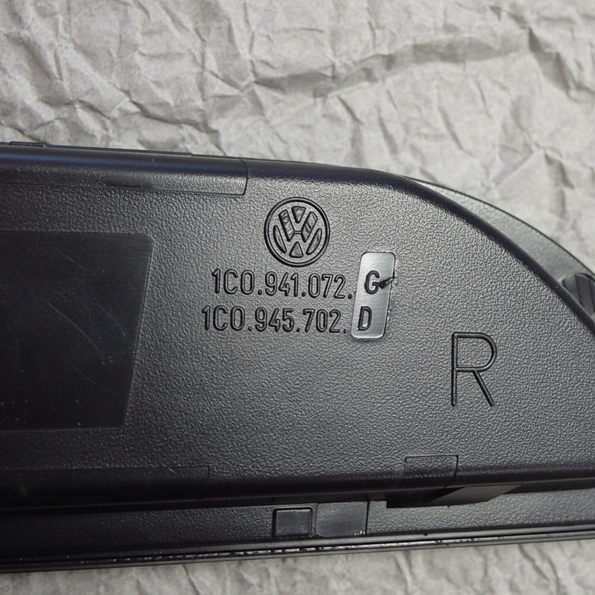 2006-2010 Volkswagen New Beetle OEM Passenger Rear Backup Light Lamp