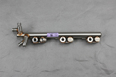 2015-2020 Ford 2.7 F-150 MKX Fusion Edge Passenger Side Fuel Injector Rail OEM