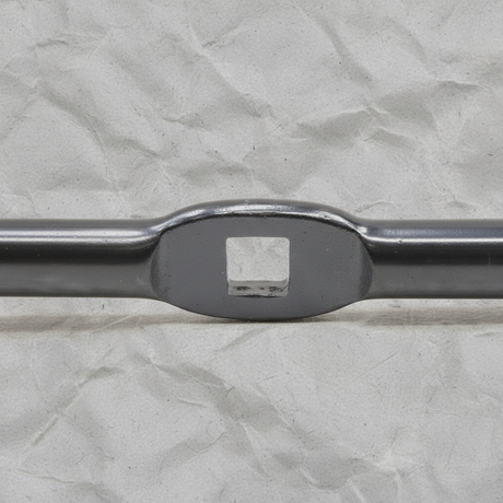 Wheel Lug Nut Wrench - Middle Detail
