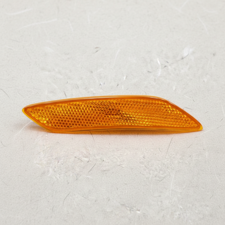 2020-26 Buick Encore GX Genuine OEM Passenger Side Front Marker Lamp Full View 1