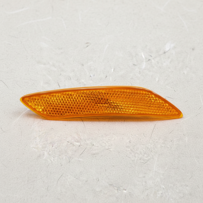 2020-26 Buick Encore GX Genuine OEM Passenger Side Front Marker Lamp Full View 1