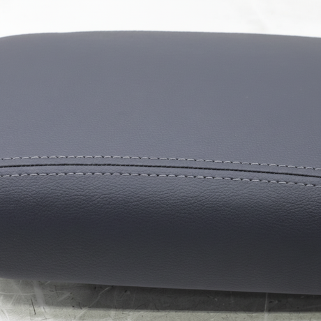 Kia Sorento Center Console Armrest Lid Black Middle Detail