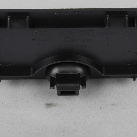 Kia Sorento Tail Gate Handle Cover Middle Detail 2