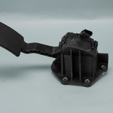 2012-2016 Ford F-250 F-350 F-450 F-550 Accelerator Pedal w/Sensor OEM - Middle Macro Crop