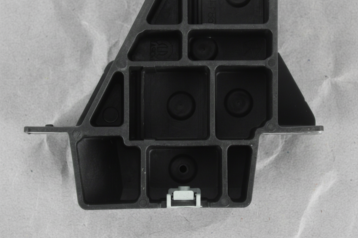 2014-2020 Jeep Cherokee Driver Side Cooling Module Bracket - Bottom Detail