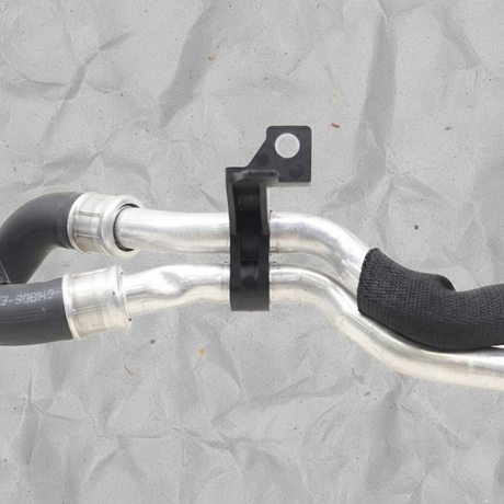 Ford Mustang Engine Oil Cooler Hose Middle Detail