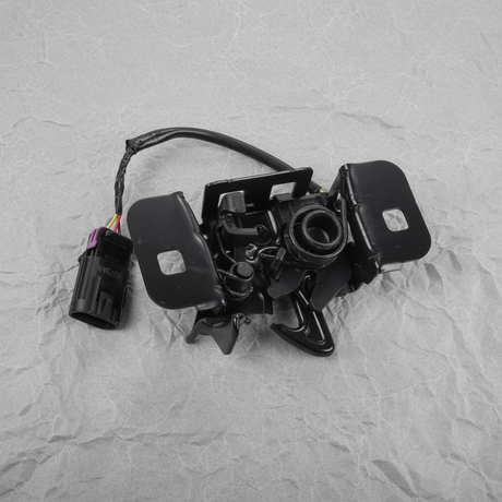 2018-2020 Buick Regal Sportback TourX Hood Primary Secondary Latch - Full View