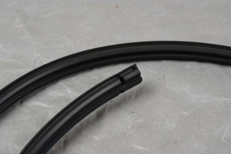 2014-2023 Jeep Cherokee Sunroof Glass Seal Gasket OEM