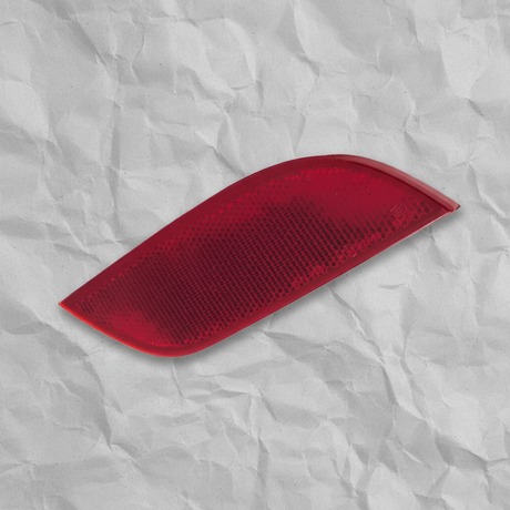 2017-2019 Chevrolet Cruze Passenger Side Rear Bumper Reflector OEM - Full View
