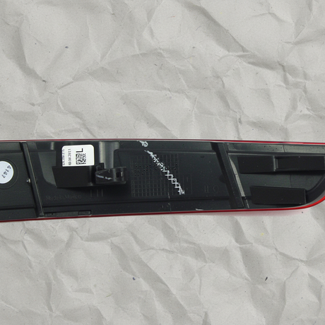 2015-18 Volkswagen Jetta OEM Driver Rear Bumper Reflector Marker