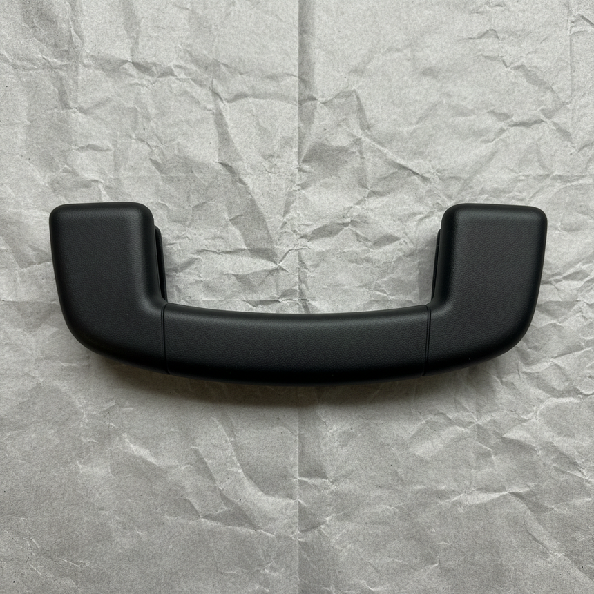 VW Golf Grab Handle - Bottom Detail
