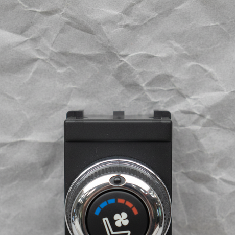 Nissan OEM Heated Cooled Seat Switch - Top Detail
