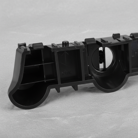 Macro Crop Middle - Front Bumper Bracket