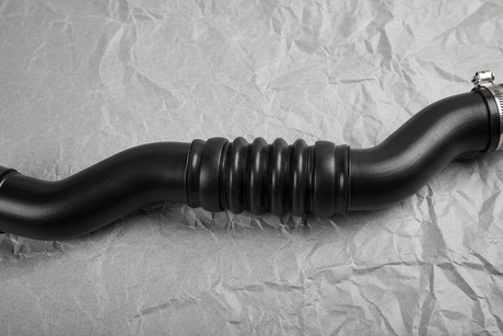 2017-2019 Silverado Sierra 2500 3500 HD Intercooler Outlet Air Hose 6.6 Diesel Genuine OEM