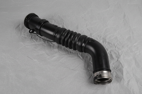 2017-2019 Silverado Sierra 2500 3500 HD Intercooler Outlet Air Hose 6.6 Diesel Genuine OEM