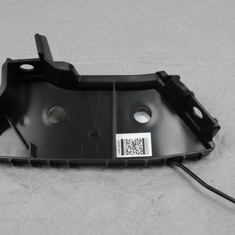 2017-2020 Lincoln Continental Passenger Front Bumper Cover Insulator OEM - Middle Detail