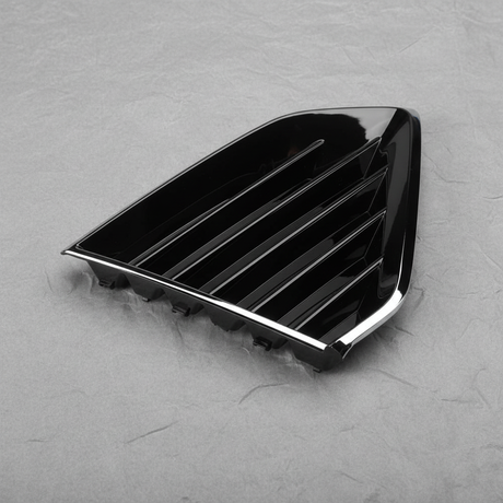 2020-2025 Cadillac CT4 Genuine OEM Front Passenger Bumper Cover Molding - Top Detail
