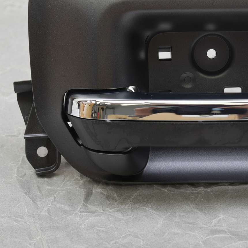2014-2019 Chevrolet GMC Silverado Sierra Driver Side Door Handle OEM