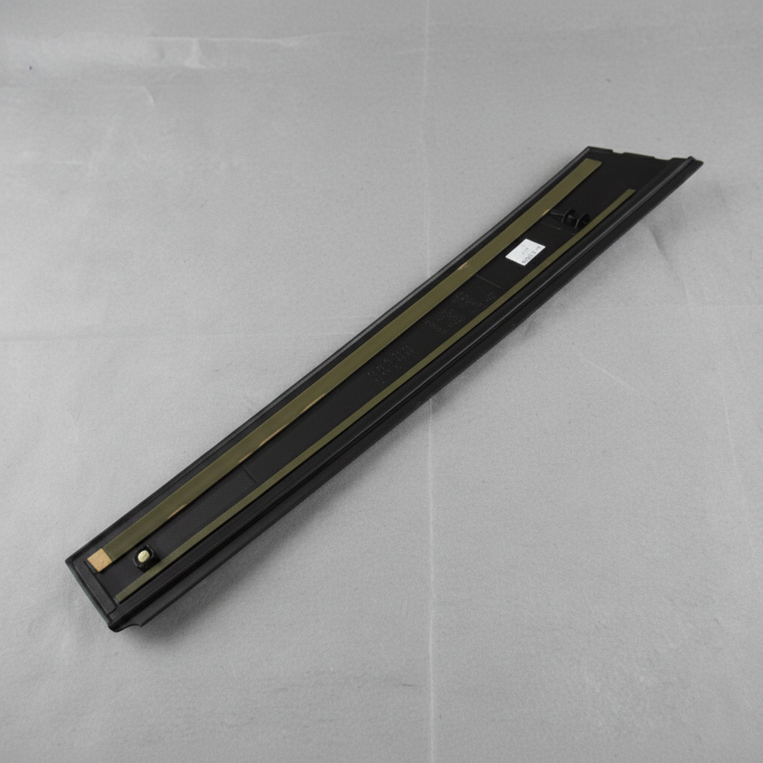 2014-2019 Toyota Corolla Passenger Side Rear Door Frame Molding OEM - Top Detail
