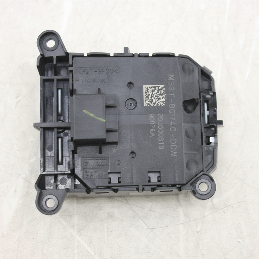 2021-2026 Ford F-Series Expedition Steering Wheel Switch Driver Side - Angle 2 Middle Detail