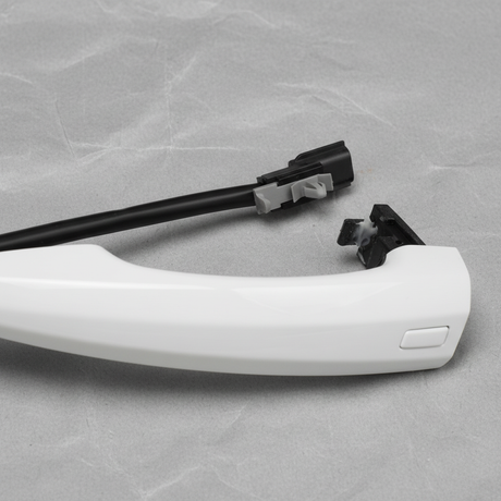 2020-25 Nissan Sentra Passenger Side OEM Exterior Door Handle Grip - Top Detail