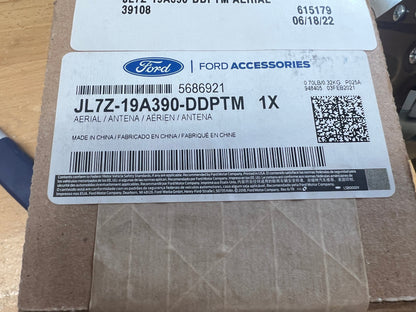 CL-0723-JL7Z-19A390-DDPTM-D22 JL7Z-19A390-DDPTM  New OEM Ford Aerial Roof Top Antenna - UNKnown Fitment