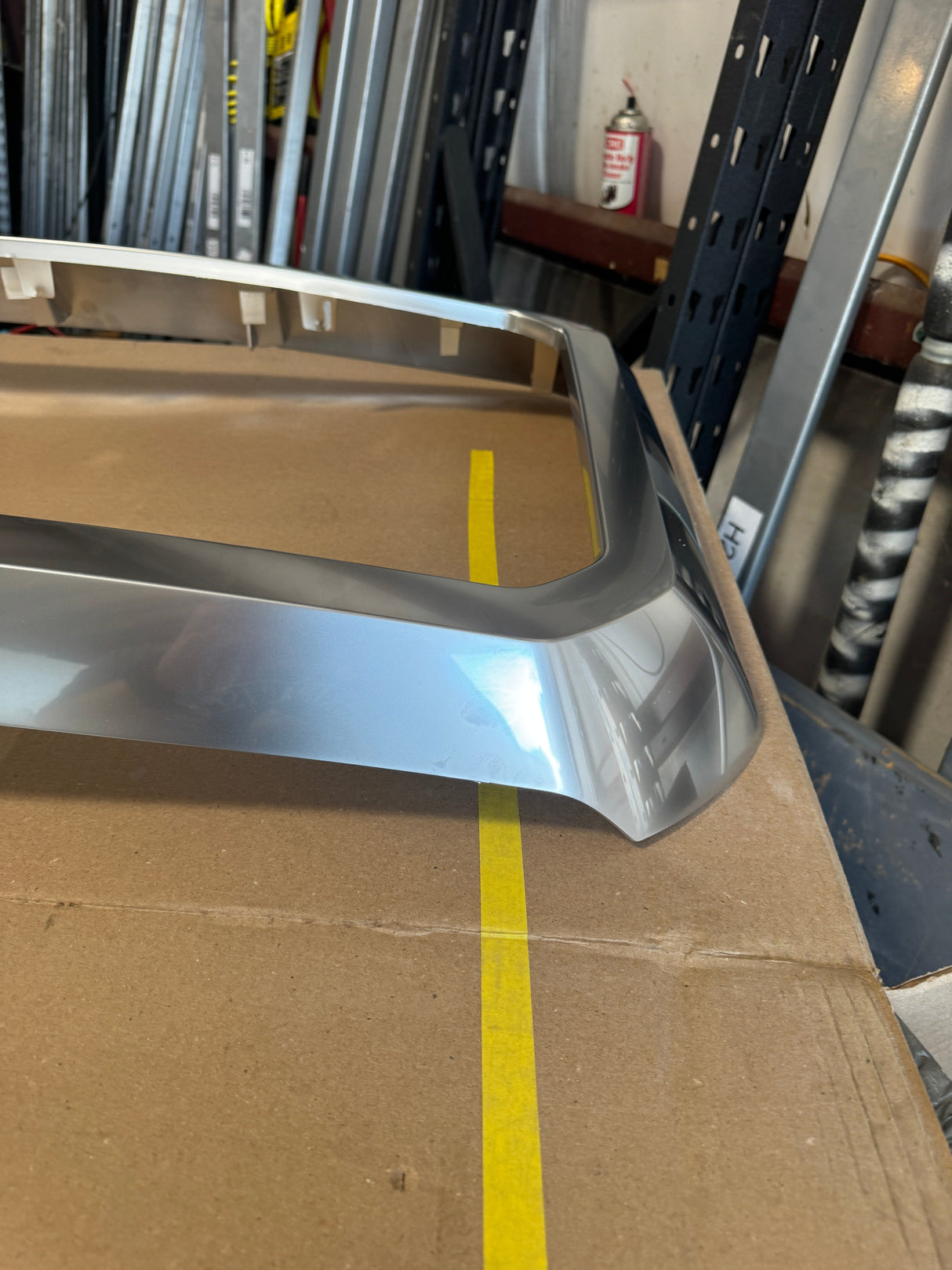 DC3Z-8200-A and DC3Z-8A284-A Local Pickup 77573 2013-2016 F-250 F-350 New OEM Grille And Satin Painted Surround  DC3Z-8200-A and DC3Z-8A284-A