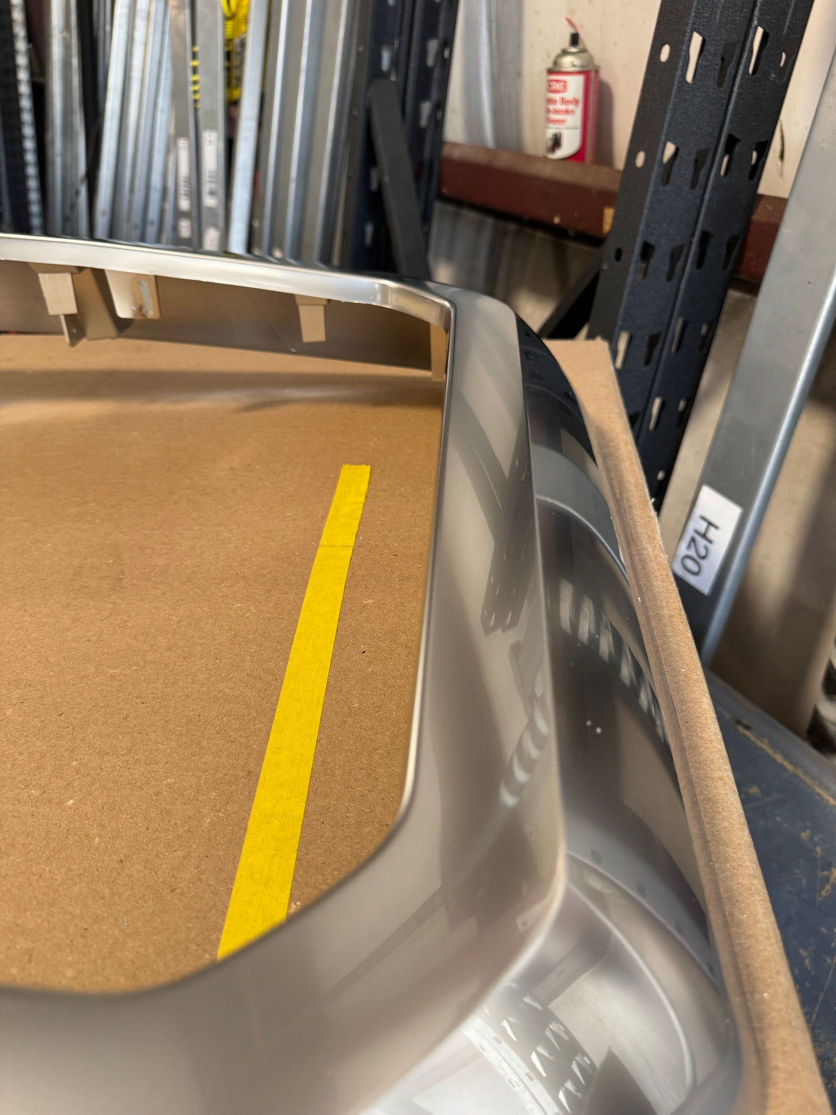 DC3Z-8200-A and DC3Z-8A284-A Local Pickup 77573 2013-2016 F-250 F-350 New OEM Grille And Satin Painted Surround  DC3Z-8200-A and DC3Z-8A284-A