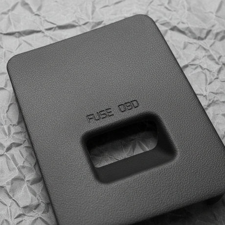 Macro Middle – Grey Kraft Background