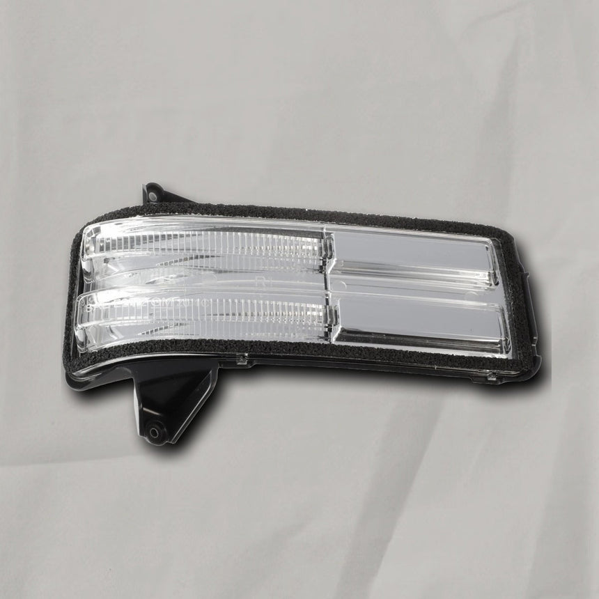 2019-2026 Silverado Sierra 2500HD 3500HD Passenger Front Clearance Lamp OEM