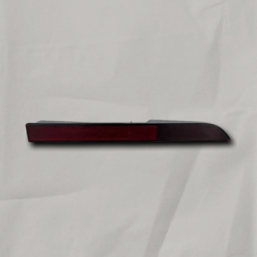 2022-2024 Lincoln Navigator Passenger Side Rear Reflector OEM