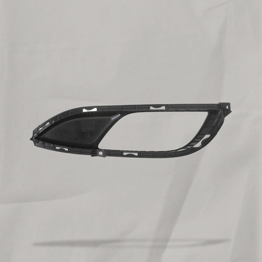 2014-2016 Kia Forte Forte5 Driver Side Front Fog Lamp Bezel OEM