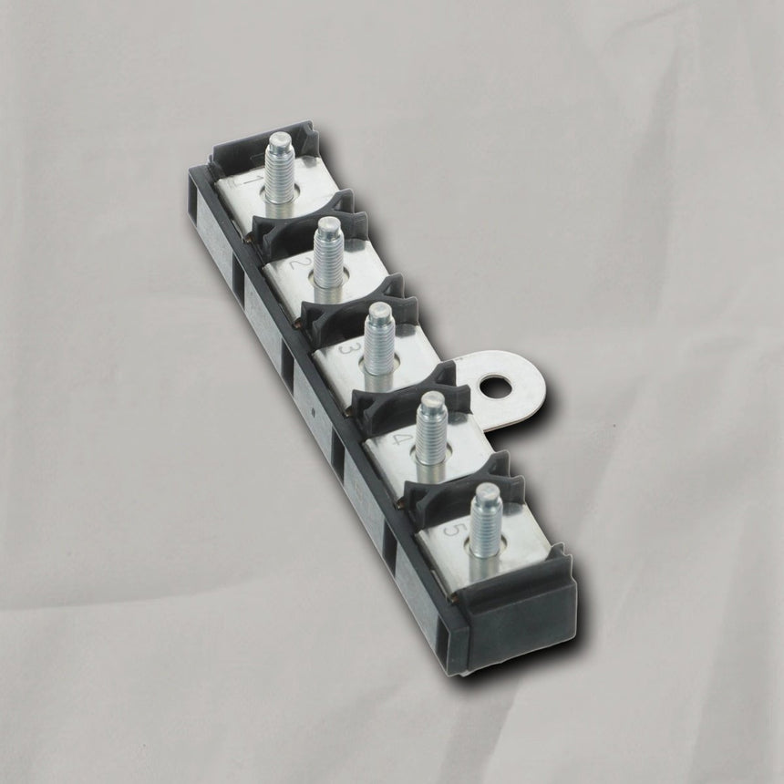 2019-2023 Jeep Cherokee Z Case Fuse Array w/ ESS OEM