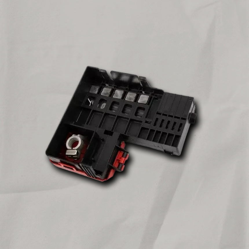 Silverado Sierra Suburban Dual Alt Engine Fuse Block OEM