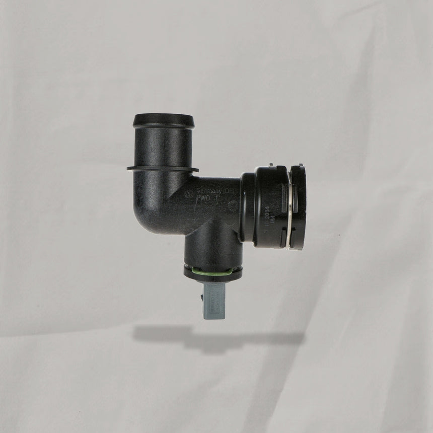 2019-2022 VW Beetle Jetta Passat Passenger Side Front Lower Radiator Coolant Hose Coupling OEM